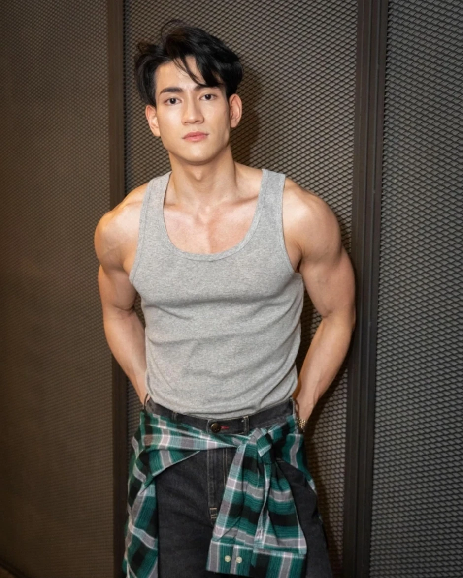 Chàng trai gốc Việt bị loại khỏi The Face Men Thái Lan Chàng trai gốc Việt bị loại khỏi The Face Men Thái Lan