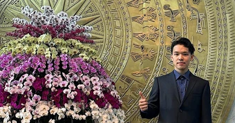 Chàng trai tốt nghiệp thạc sĩ ĐH Amsterdam nói tiếng Anh như gió đang làm ở VTV là ai?