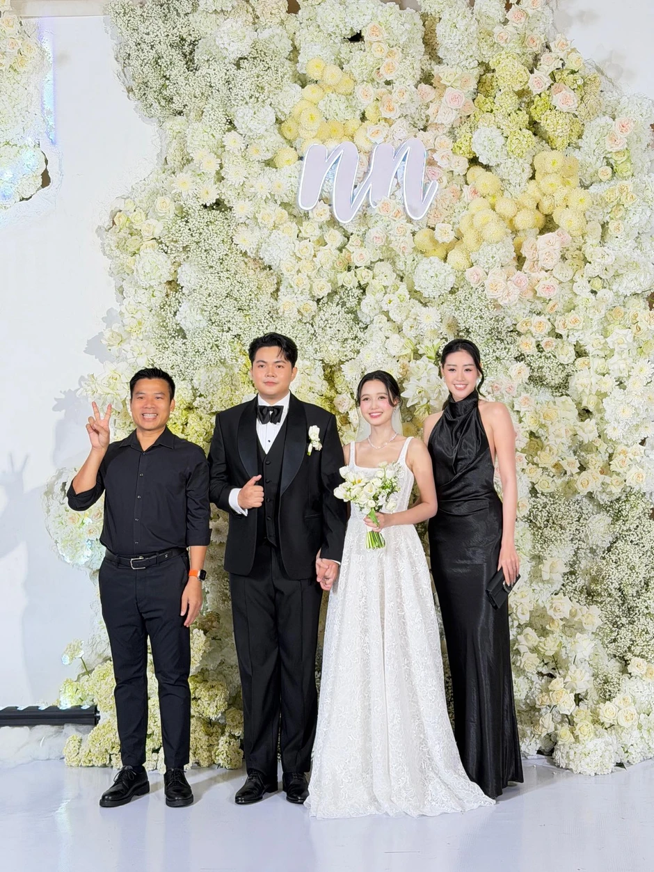 Chi Pu, Puka và dàn sao Việt đổ bộ đám cưới Andiez Nam Trương và Nhung Gumiho Chi Pu, Puka và dàn sao Việt đổ bộ đám cưới Andiez Nam Trương và Nhung Gumiho
