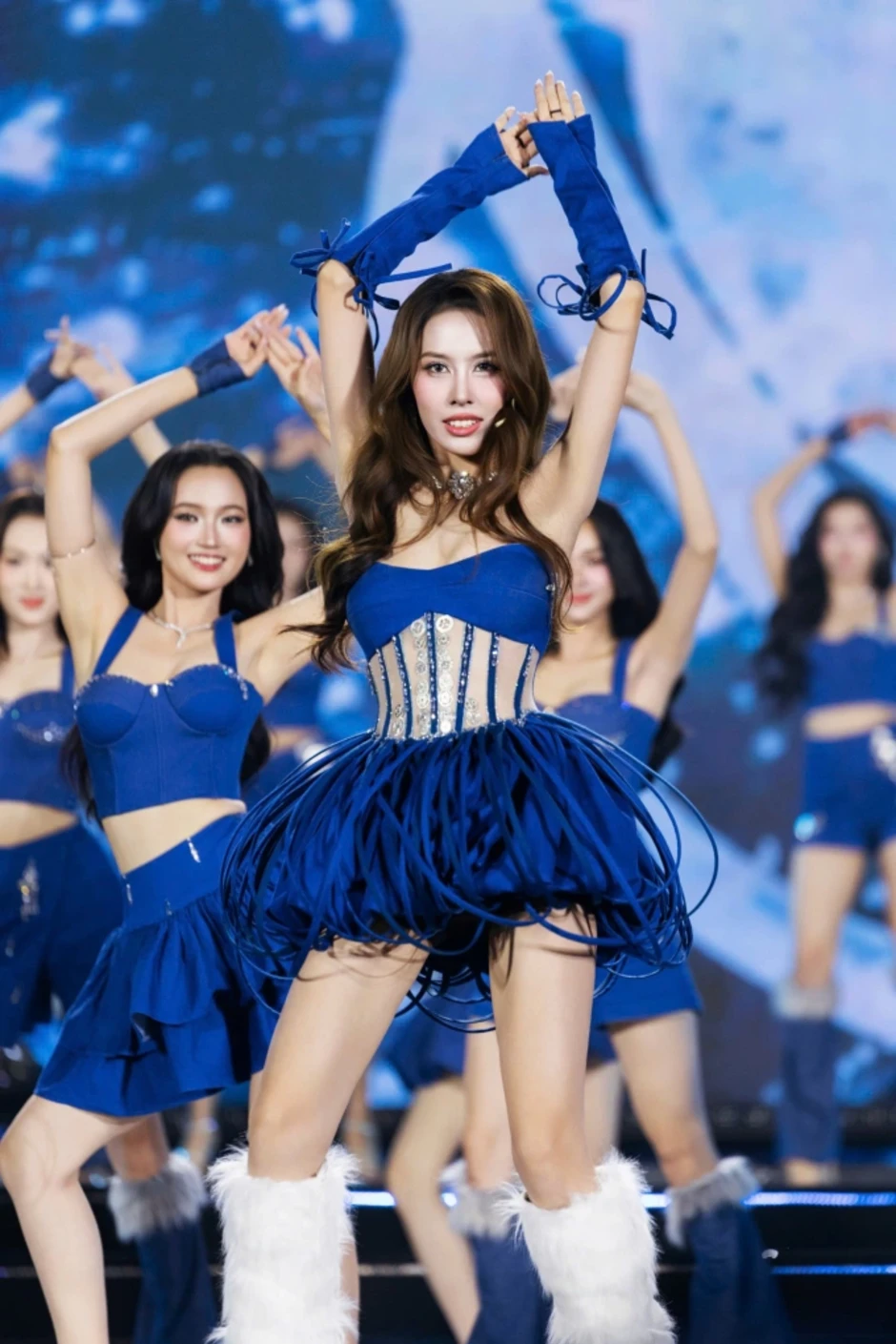 Chung kết Miss World Vietnam: Công bố Top 5 'Người đẹp Nhân ái' Chung kết Miss World Vietnam: Công bố Top 5 'Người đẹp Nhân ái'