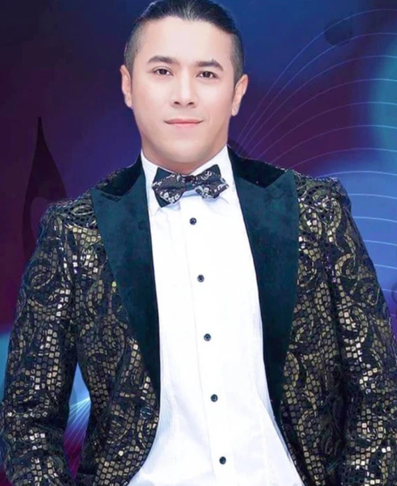 Cuộc sống bế tắc của Kasim Hoàng Vũ trước khi qua đời Cuộc sống bế tắc của Kasim Hoàng Vũ trước khi qua đời