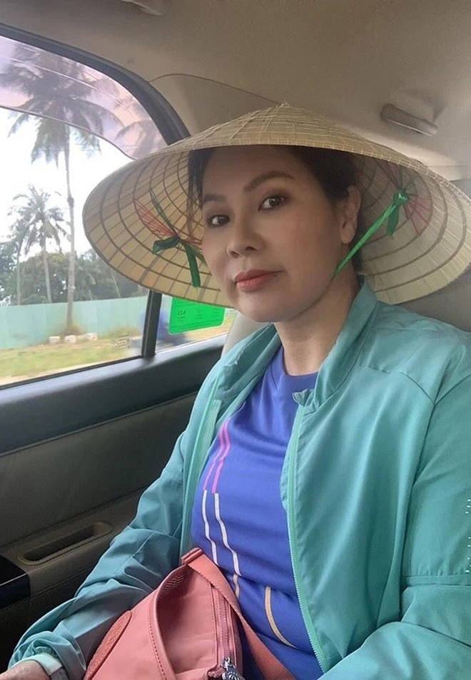 Cuộc sống của doanh nhân Nguyễn Ngọc Tiền - vợ cố diễn viên Quý Bình trước khi bị bắt Cuộc sống của doanh nhân Nguyễn Ngọc Tiền - vợ cố diễn viên Quý Bình trước khi bị bắt