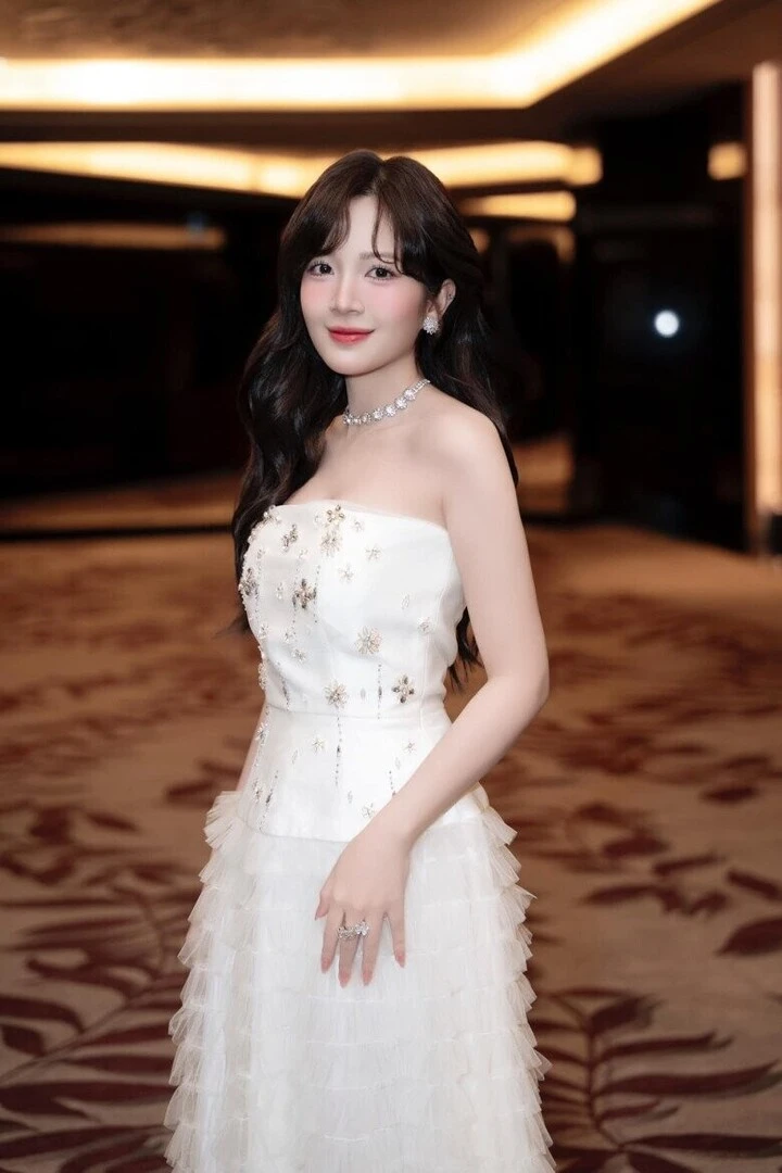 Cuộc sống của hai mỹ nhân phim giờ vàng trùng tên trên VTV