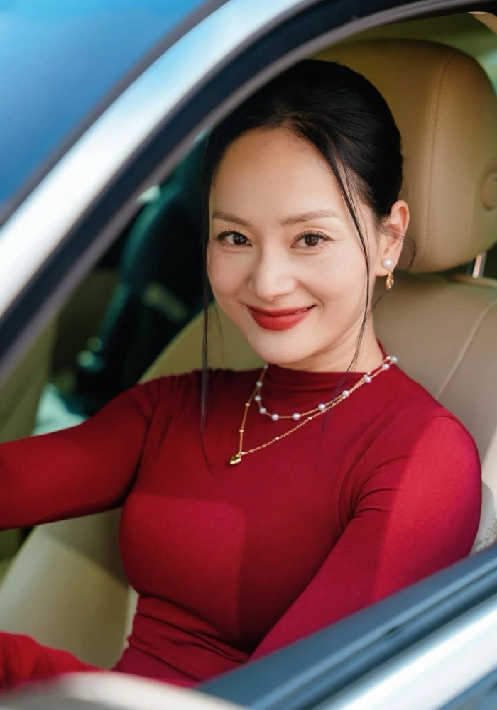 Diễn viên Lan Phương lạc quan sau đổ vỡ chồng Tây, làm mẹ đơn thân nuôi 2 con Diễn viên Lan Phương lạc quan sau đổ vỡ chồng Tây, làm mẹ đơn thân nuôi 2 con