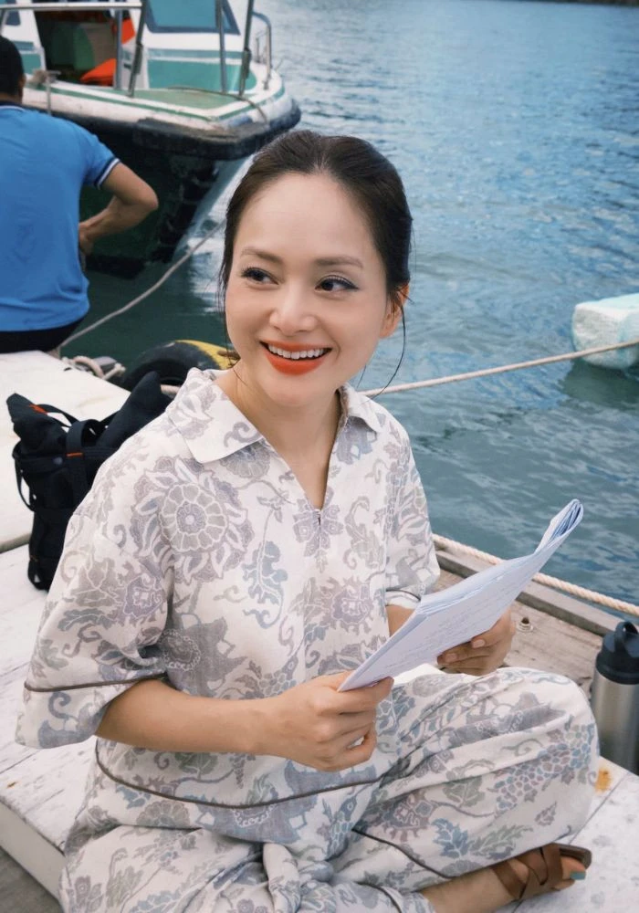 Diễn viên Lan Phương lạc quan sau đổ vỡ chồng Tây, làm mẹ đơn thân nuôi 2 con Diễn viên Lan Phương lạc quan sau đổ vỡ chồng Tây, làm mẹ đơn thân nuôi 2 con