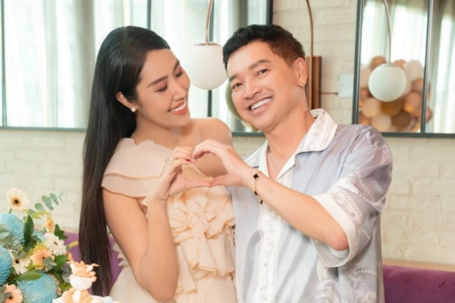 Diễn viên Quang Minh: 'Tôi tận hưởng hạnh phúc bên bạn gái' Diễn viên Quang Minh: 'Tôi tận hưởng hạnh phúc bên bạn gái'