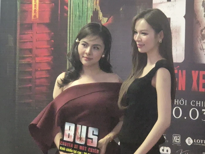 Diễn viên Vân Trang: "Muốn làm nghề lâu dài!" Diễn viên Vân Trang: "Muốn làm nghề lâu dài!"
