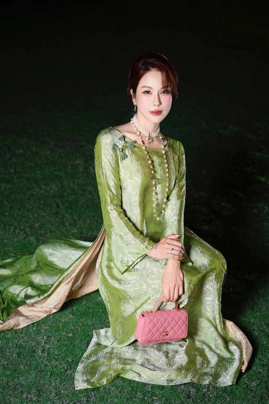 Diệp Lâm Anh bình luận gì ở fanpage Phòng, chống ma túy - Công an TP.HCM mà gây bão? Diệp Lâm Anh bình luận gì ở fanpage Phòng, chống ma túy - Công an TP.HCM mà gây bão?