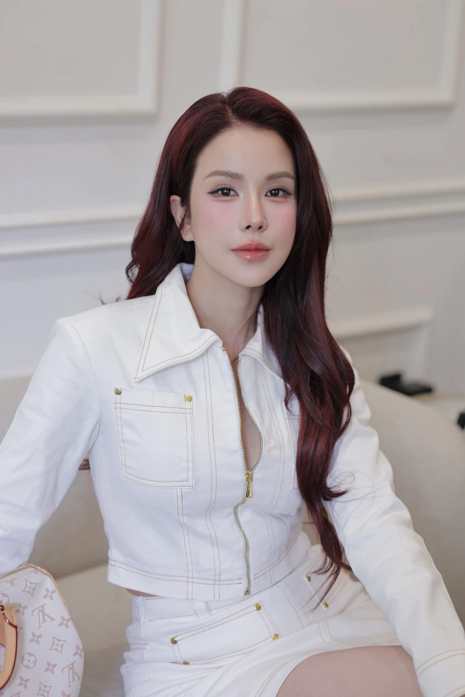 Diệp Lâm Anh đã căng, tuyên bố không muốn "chung mâm" với ai đó Diệp Lâm Anh đã căng, tuyên bố không muốn "chung mâm" với ai đó