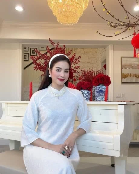 Đoạn clip 31 giây của Phạm Hương tại Mỹ chứng minh 1 điều chưa mỹ nhân Việt nào vượt qua!