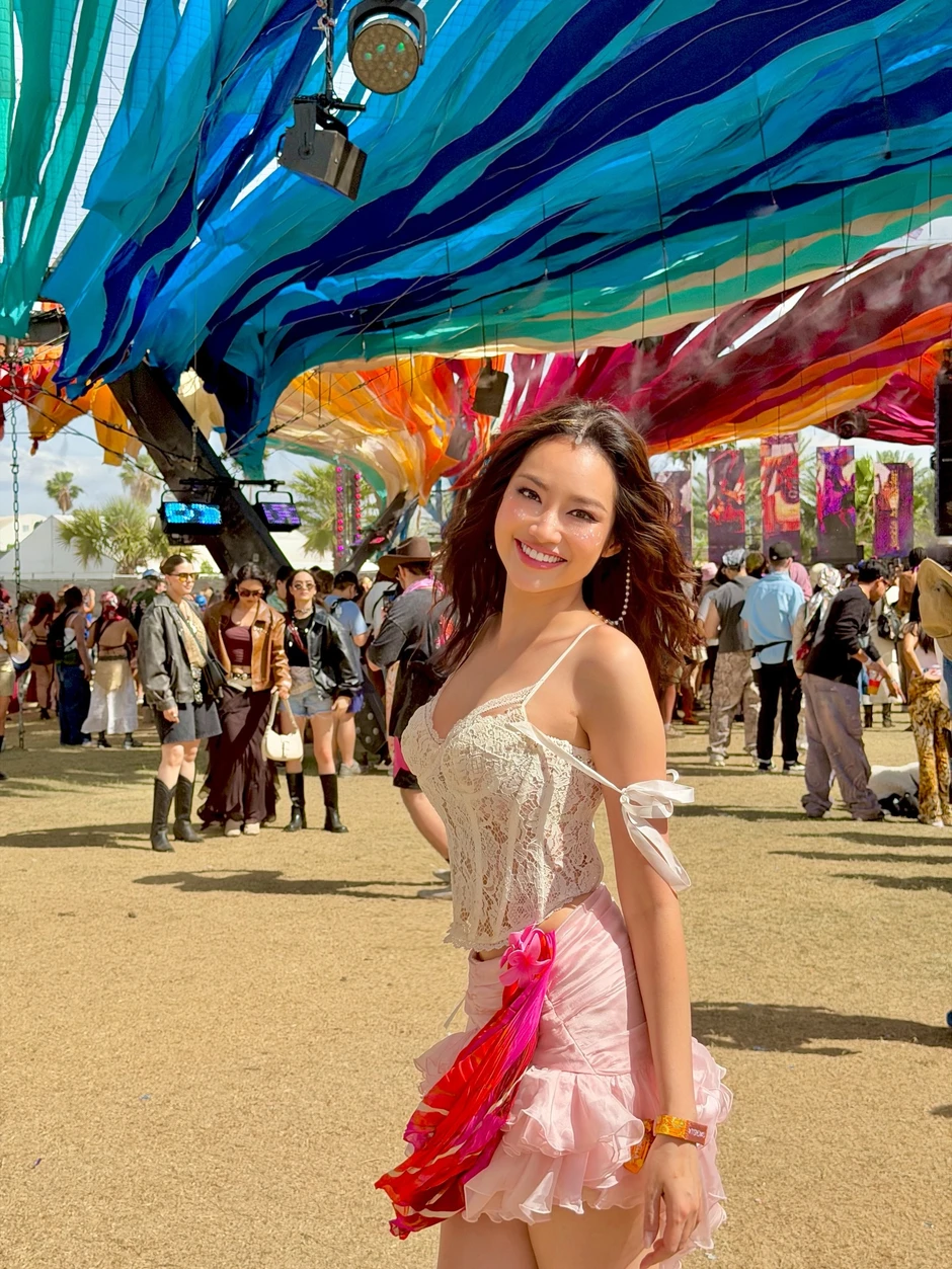 Động thái lạ của Á hậu Trúc Diễm sau khi casting Victoria's Secret Động thái lạ của Á hậu Trúc Diễm sau khi casting Victoria's Secret