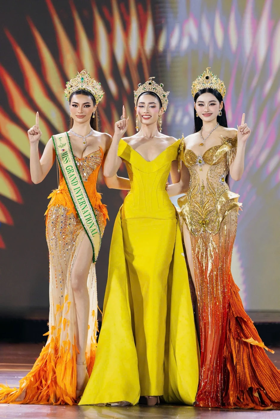 Emoura Phạm đăng quang Miss Grand Vietnam 2026 Emoura Phạm đăng quang Miss Grand Vietnam 2026