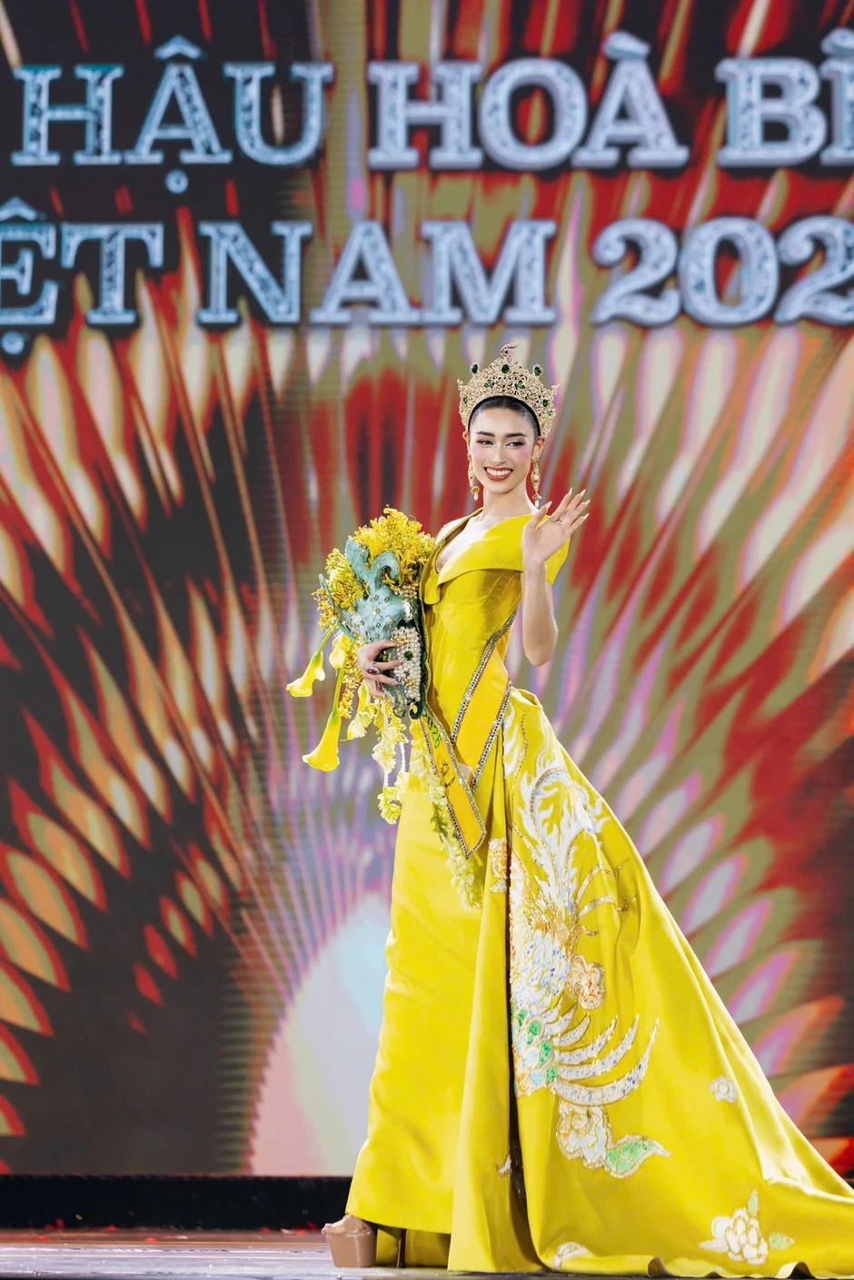 Emoura Phạm đăng quang Miss Grand Vietnam 2026 Emoura Phạm đăng quang Miss Grand Vietnam 2026