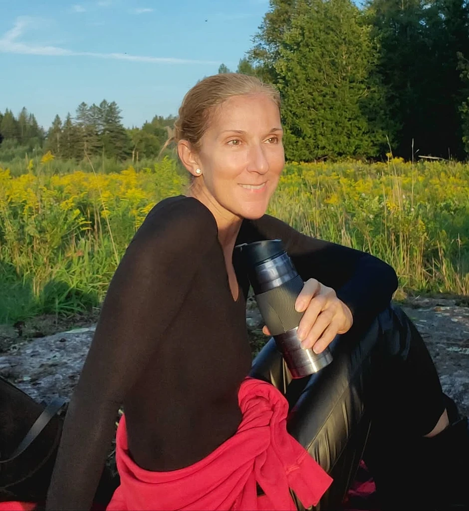 Gần 20 năm Celine Dion chống chọi bệnh hiếm