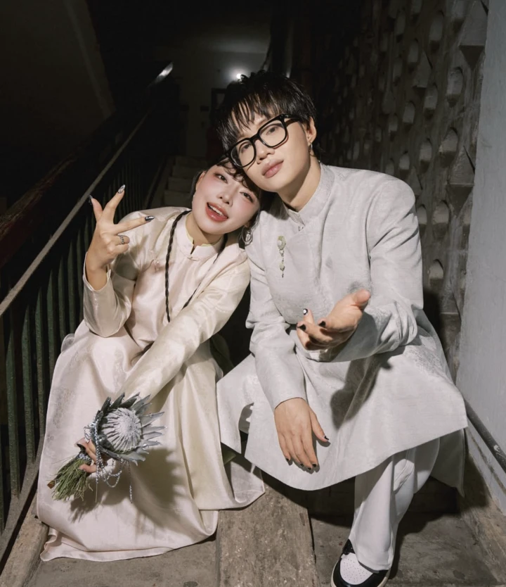 Hai chuyện tình nghệ sĩ cưới quản lý gây xôn xao showbiz Việt