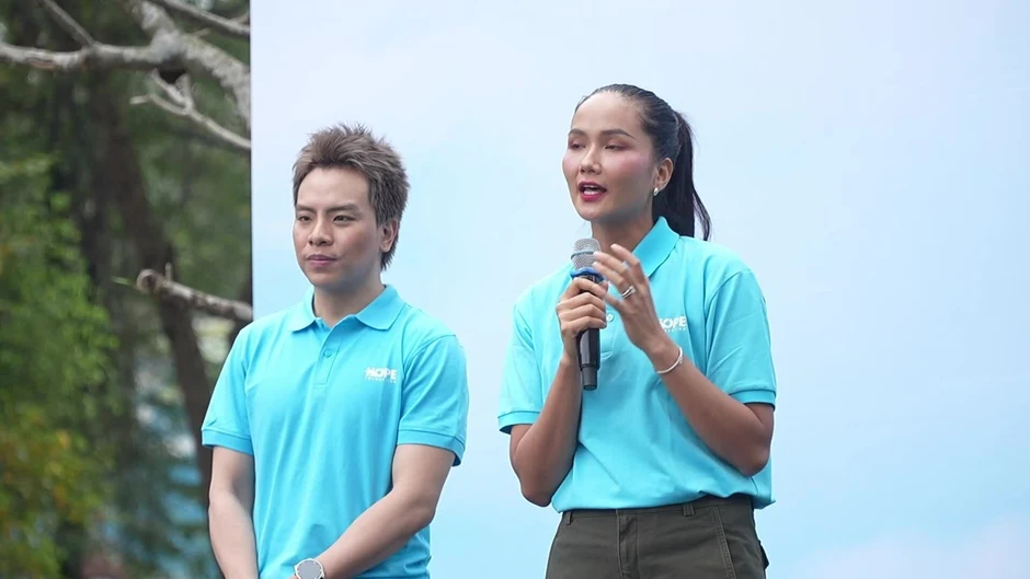 H'Hen Niê đồng hành giải chạy vì trẻ em sống chung với bệnh hiếm H'Hen Niê đồng hành giải chạy vì trẻ em sống chung với bệnh hiếm