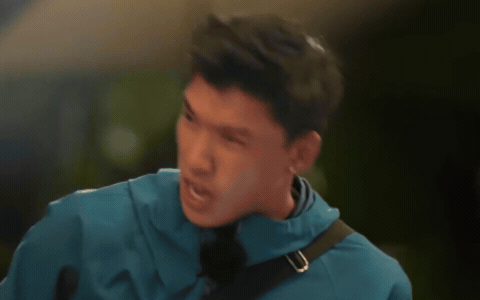 HIEUTHUHAI không uống được rượu