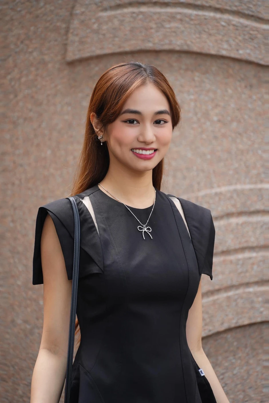 Hình ảnh mới nhất và tình hình sức khoẻ của Ngân Hoà Hình ảnh mới nhất và tình hình sức khoẻ của Ngân Hoà