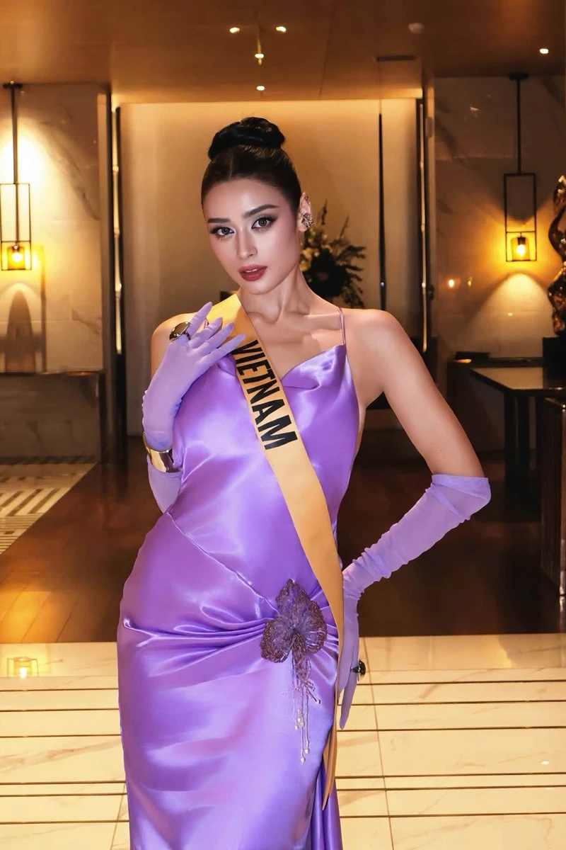 Hoa hậu Emoura Phạm sẽ mang về vương miện Miss Grand thứ 2 cho Việt Nam? Hoa hậu Emoura Phạm sẽ mang về vương miện Miss Grand thứ 2 cho Việt Nam?