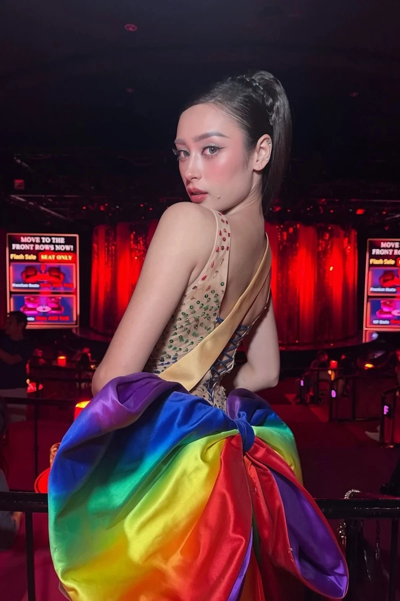 Hoa hậu Emoura Phạm sẽ mang về vương miện Miss Grand thứ 2 cho Việt Nam? Hoa hậu Emoura Phạm sẽ mang về vương miện Miss Grand thứ 2 cho Việt Nam?