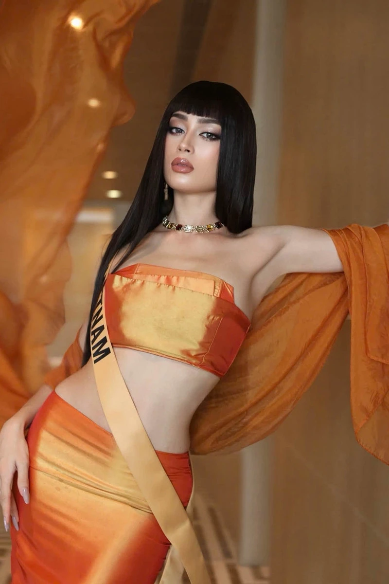 Hoa hậu Emoura Phạm sẽ mang về vương miện Miss Grand thứ 2 cho Việt Nam? Hoa hậu Emoura Phạm sẽ mang về vương miện Miss Grand thứ 2 cho Việt Nam?