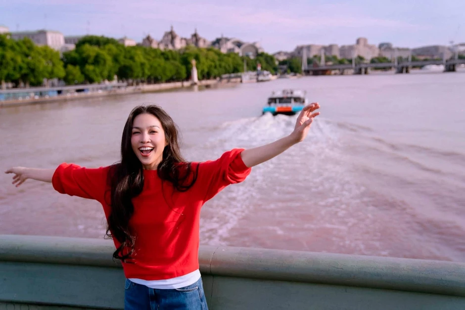 Hoa hậu Mai Phương Thúy có động thái lạ, Việt Anh và Quỳnh Nga tình tứ