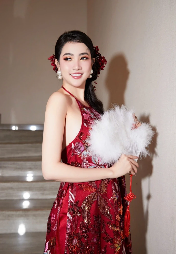 Hoa hậu Phan Thị Mơ tuổi 36 vẫn còn độc thân, tự tin sắc vóc 'vạn người mê' Hoa hậu Phan Thị Mơ tuổi 36 vẫn còn độc thân, tự tin sắc vóc 'vạn người mê'