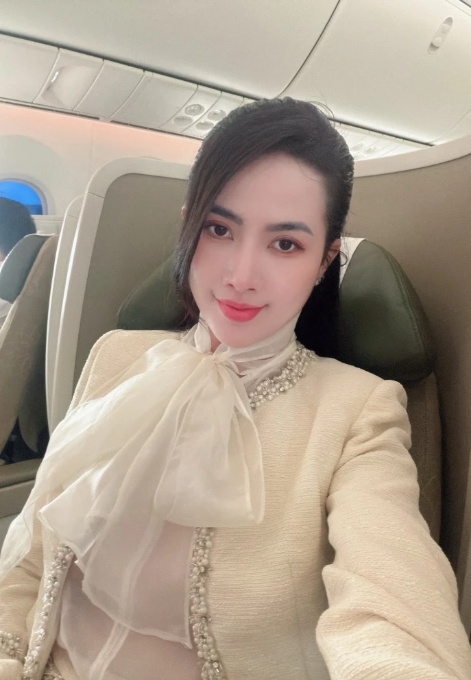 Hoa hậu Phan Thị Mơ tuổi 36 vẫn còn độc thân, tự tin sắc vóc 'vạn người mê' Hoa hậu Phan Thị Mơ tuổi 36 vẫn còn độc thân, tự tin sắc vóc 'vạn người mê'