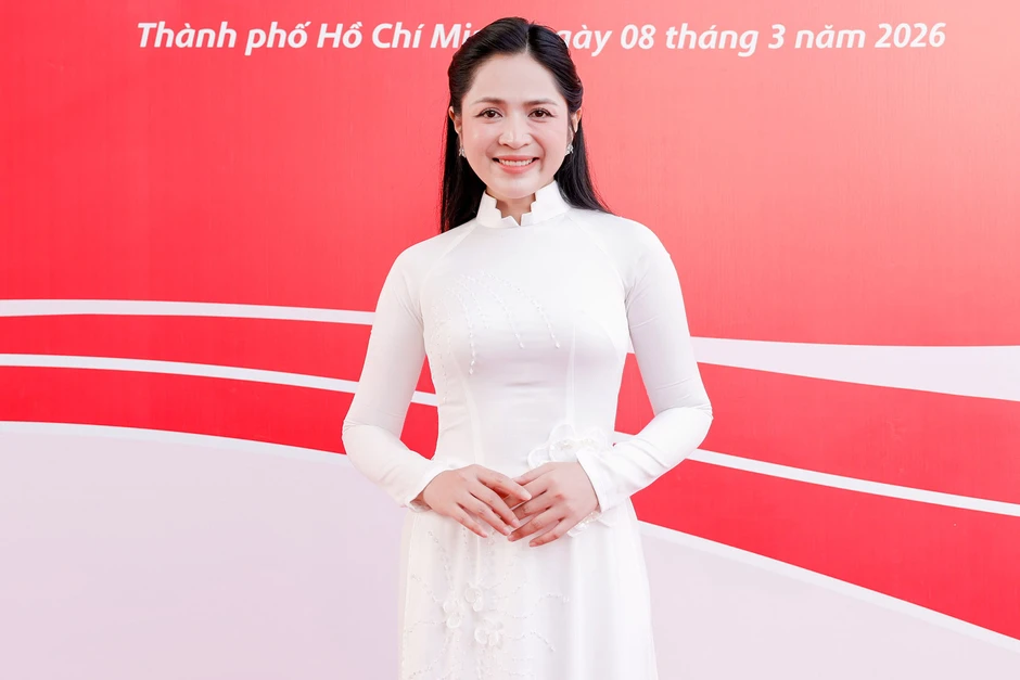 Hoa hậu Thanh Thủy hiến máu, ca sĩ Duyên Quỳnh xúc động vì điều đặc biệt Hoa hậu Thanh Thủy hiến máu, ca sĩ Duyên Quỳnh xúc động vì điều đặc biệt