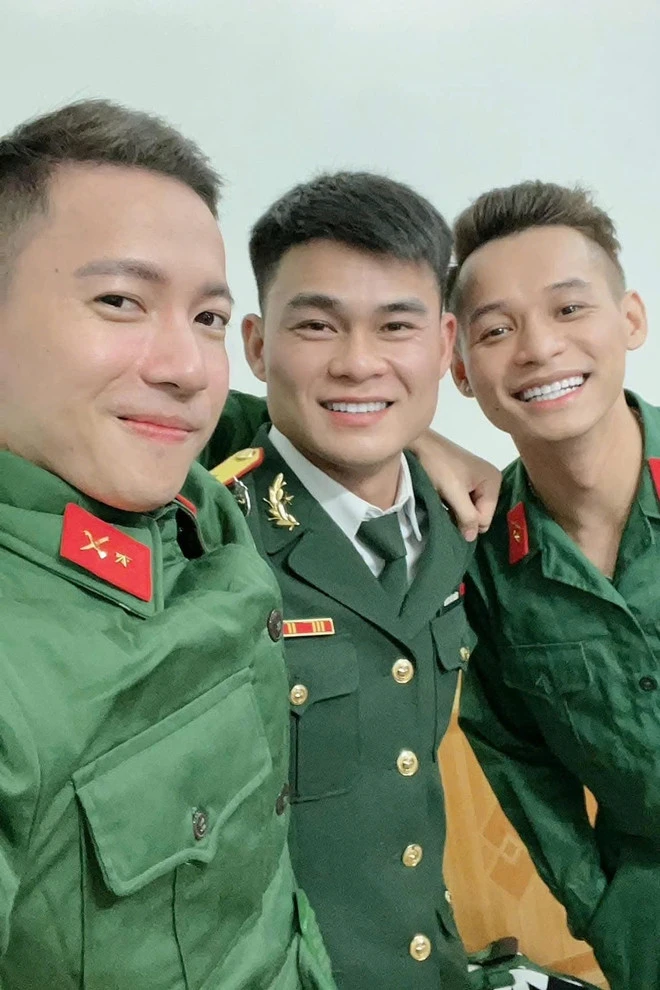 Hòa Minzy công khai bạn trai: Chị gái ruột xác nhận, Sao Việt nô nức chúc mừng Hòa Minzy công khai bạn trai: Chị gái ruột xác nhận, Sao Việt nô nức chúc mừng