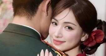 Hoà Minzy tựa vai tình tứ bên chàng trai lạ, Thanh Hương trở thành thạc sĩ