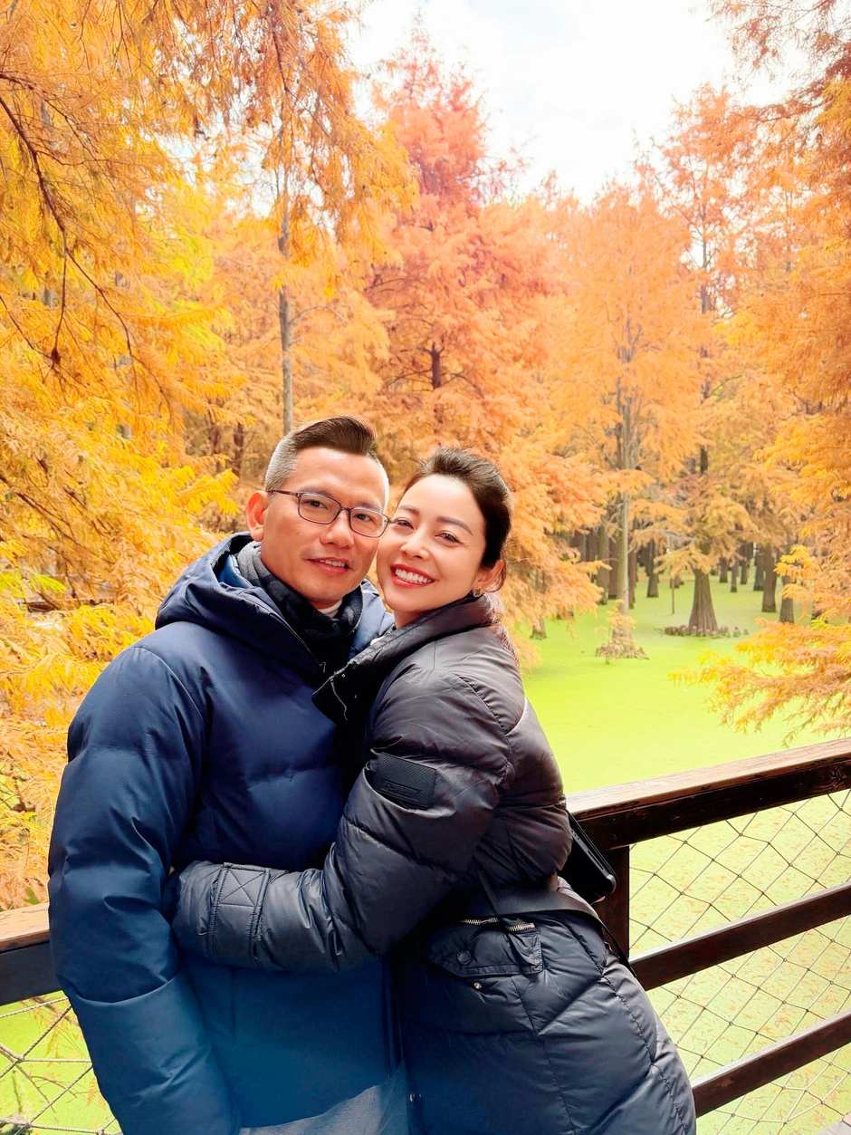 Hôn nhân 14 năm ngọt ngào của hoa hậu Jennifer Phạm và chồng doanh nhân Hôn nhân 14 năm ngọt ngào của hoa hậu Jennifer Phạm và chồng doanh nhân