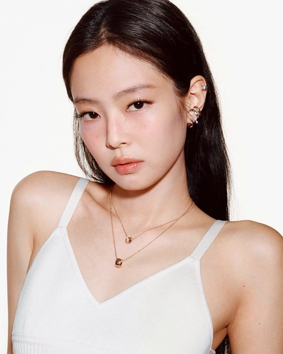 Jennie vào 'Top 100 người ảnh hưởng nhất thế giới 2026' Jennie vào 'Top 100 người ảnh hưởng nhất thế giới 2026'