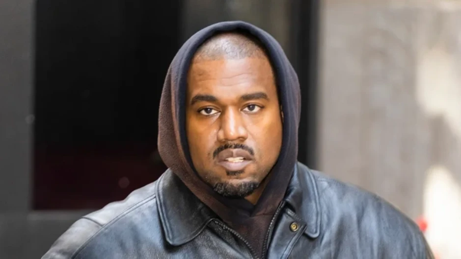 Kanye West bị kiện vì đánh người Kanye West bị kiện vì đánh người