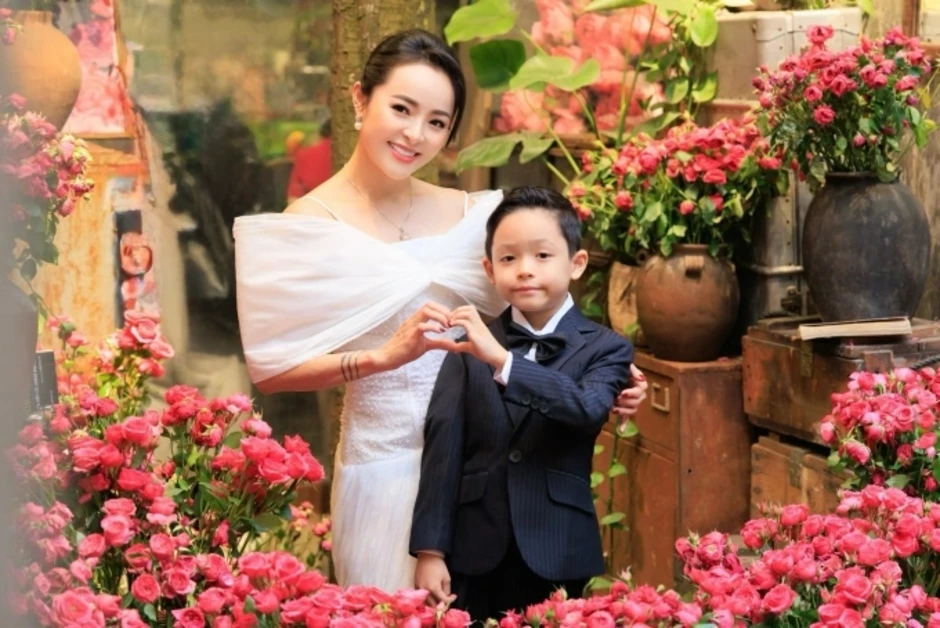 Kiện tướng dancesport Thu Hương: 'Tôi không có thời gian hẹn hò' Kiện tướng dancesport Thu Hương: 'Tôi không có thời gian hẹn hò'