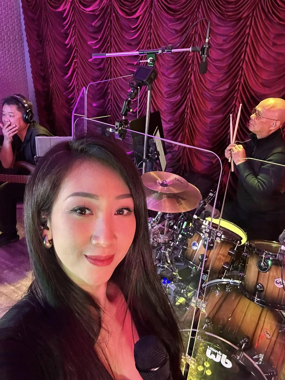 Lều Phương Anh: "Tôi đặc biệt dị ứng với các bà mẹ đưa hình ảnh và thông tin của con mình lên mạng" Lều Phương Anh: "Tôi đặc biệt dị ứng với các bà mẹ đưa hình ảnh và thông tin của con mình lên mạng"