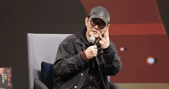 Lý Liên Kiệt: "Sao không nói tôi có tim Huawei, gan Xiaomi, thận Tesla"