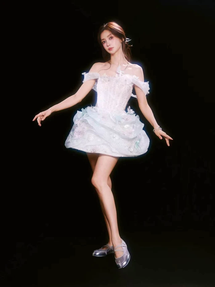 Mỹ nhân Angelababy đẹp vô thực với đầm Việt Mỹ nhân Angelababy đẹp vô thực với đầm Việt