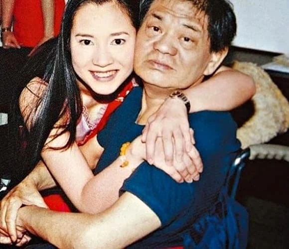 Mỹ nhân gợi cảm Trịnh Diễm Lệ sa cơ Mỹ nhân gợi cảm Trịnh Diễm Lệ sa cơ