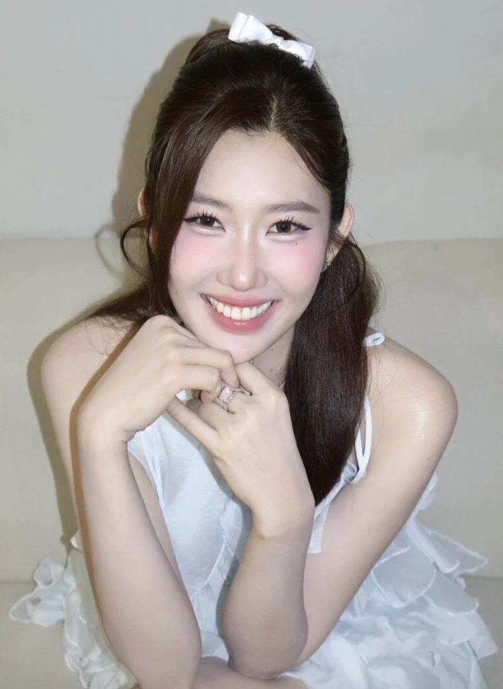 Mỹ nhân Việt từng 3 lần trượt hoa hậu lọt đề cử 100 gương mặt đẹp nhất thế giới Mỹ nhân Việt từng 3 lần trượt hoa hậu lọt đề cử 100 gương mặt đẹp nhất thế giới