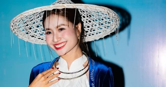 Mặc áo dài đẹp như Nguyễn Thanh Hà
