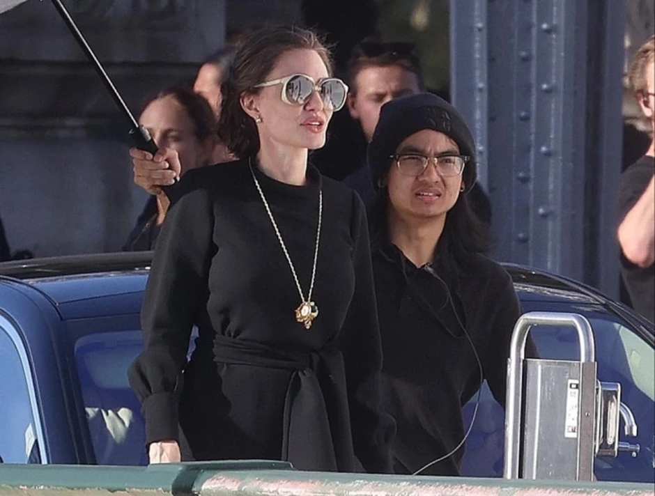 Maddox - người con cùng Angelina Jolie vượt thăng trầm Maddox - người con cùng Angelina Jolie vượt thăng trầm