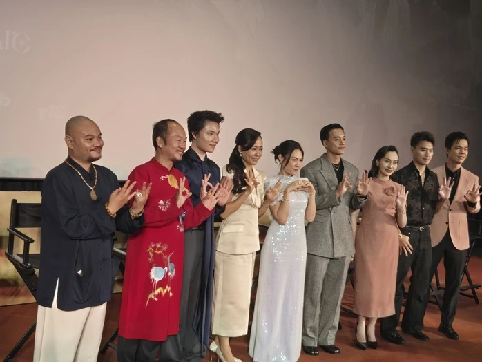 Mai Tài Phến khen Mỹ Tâm là "Nữ hoàng one shot" Mai Tài Phến khen Mỹ Tâm là "Nữ hoàng one shot"