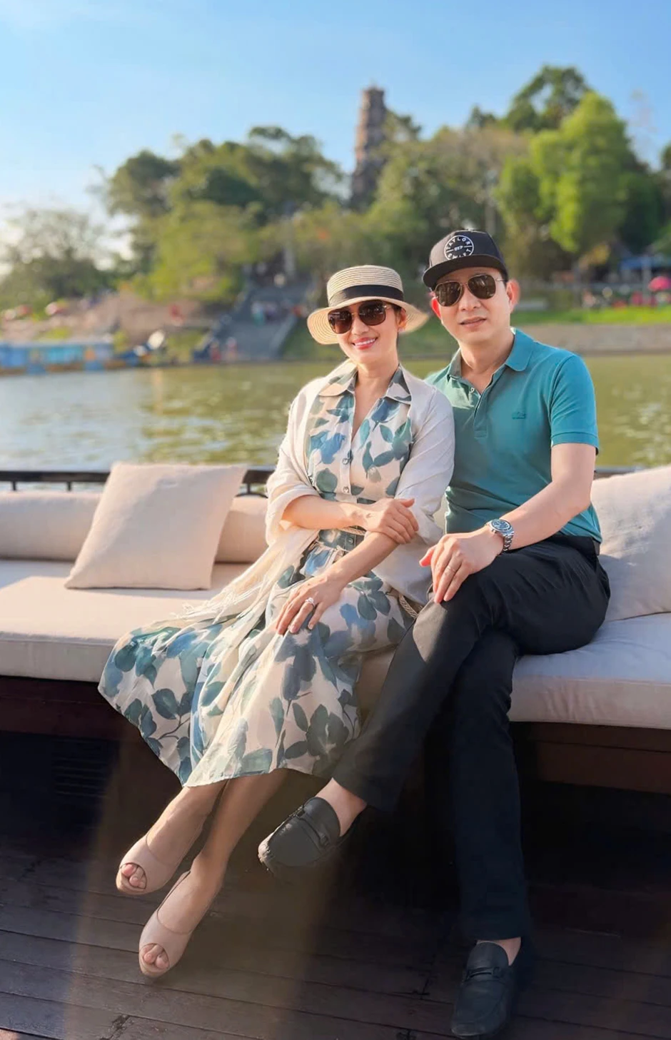 MC Phương Thảo tuổi 47 viên mãn, hôn nhân kín tiếng với chồng bác sĩ trưởng khoa MC Phương Thảo tuổi 47 viên mãn, hôn nhân kín tiếng với chồng bác sĩ trưởng khoa