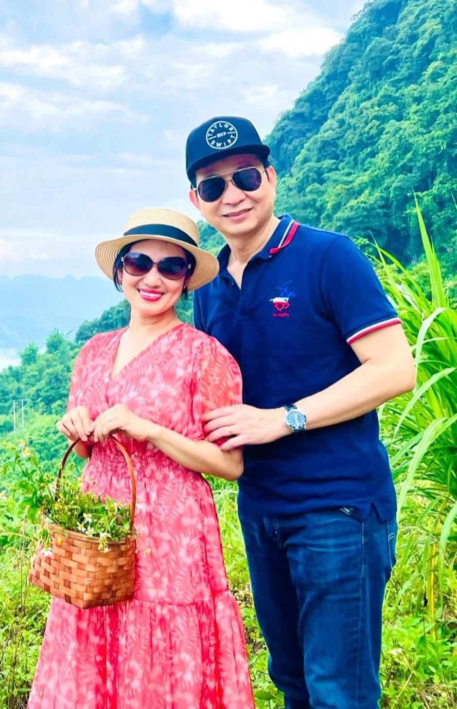 MC Phương Thảo tuổi 47 viên mãn, hôn nhân kín tiếng với chồng bác sĩ trưởng khoa MC Phương Thảo tuổi 47 viên mãn, hôn nhân kín tiếng với chồng bác sĩ trưởng khoa