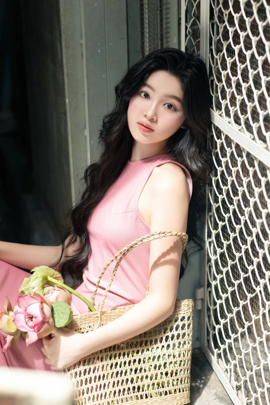 MC Quyền Linh: "Yêu ai là quyền của con, quan trọng là con phải học giỏi để tự lo cho mình!" MC Quyền Linh: "Yêu ai là quyền của con, quan trọng là con phải học giỏi để tự lo cho mình!"