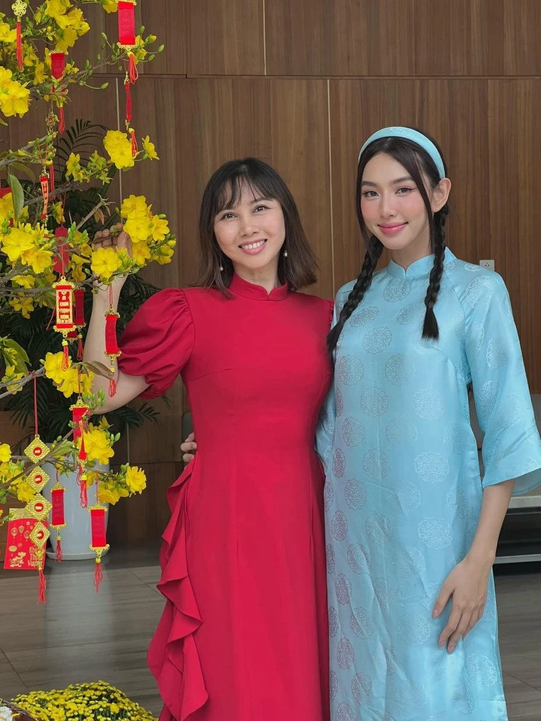 Mẹ Thuỳ Tiên dọn ra ở phòng trọ Mẹ Thuỳ Tiên dọn ra ở phòng trọ