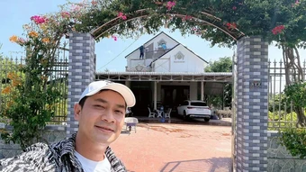 Minh Luân xây nhà 300 m2 tặng bố mẹ