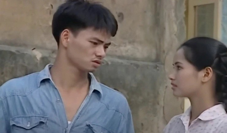 Minh Nguyệt vai Biển 'Sóng ở đáy sông': 10 năm ăn chay, tự hào kể về con trai Minh Nguyệt vai Biển 'Sóng ở đáy sông': 10 năm ăn chay, tự hào kể về con trai