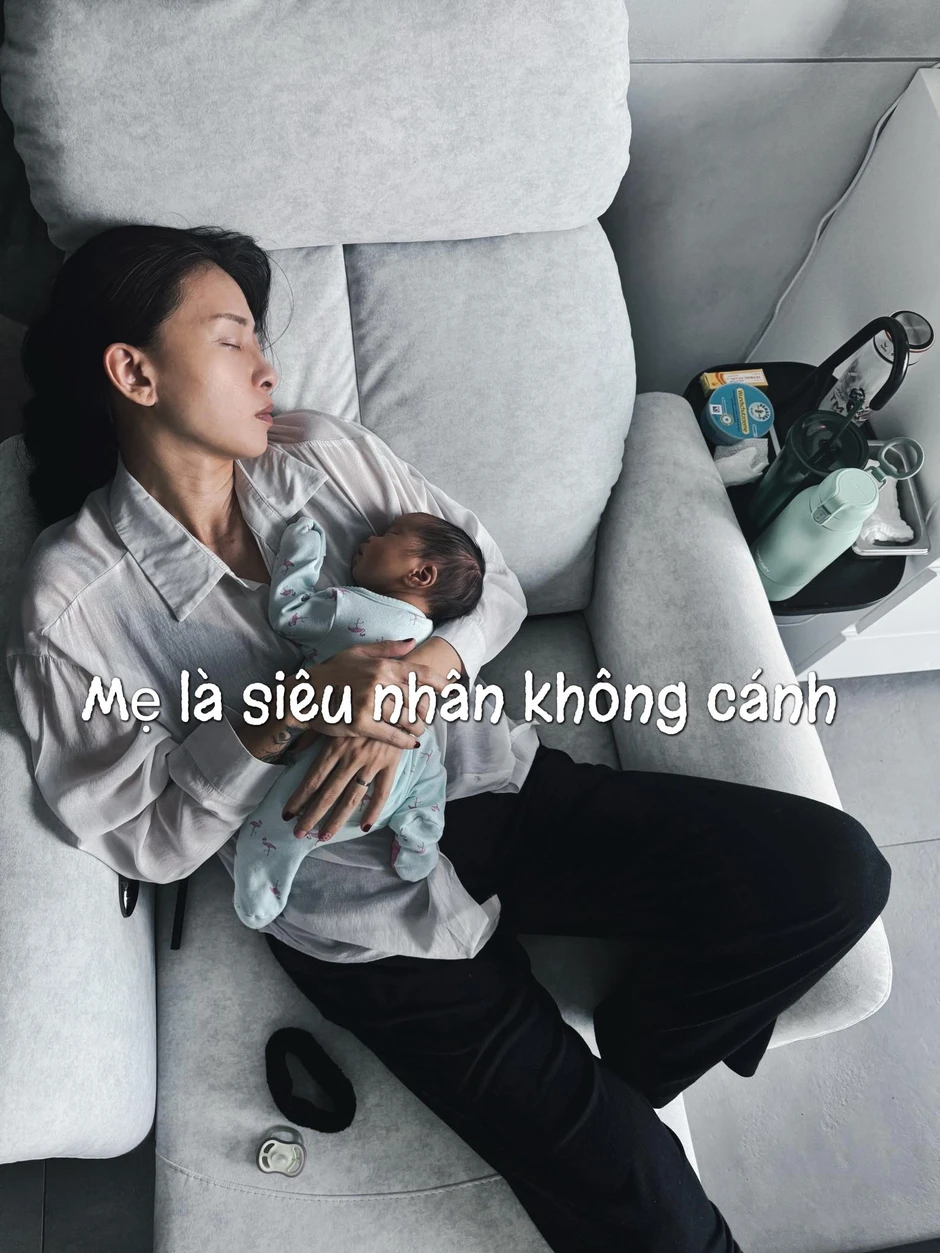 Ngô Thanh Vân kêu cứu lúc nửa đêm vì một chuyện liên quan đến con gái Ngô Thanh Vân kêu cứu lúc nửa đêm vì một chuyện liên quan đến con gái